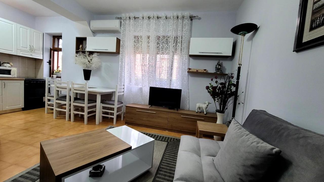 Tuana'S Apartment Shkodër Dış mekan fotoğraf
